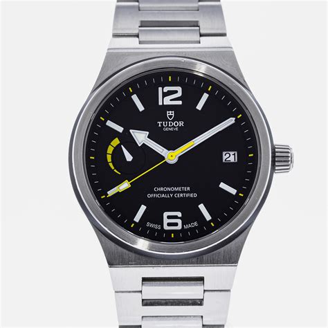 used tudor north flag 91210.